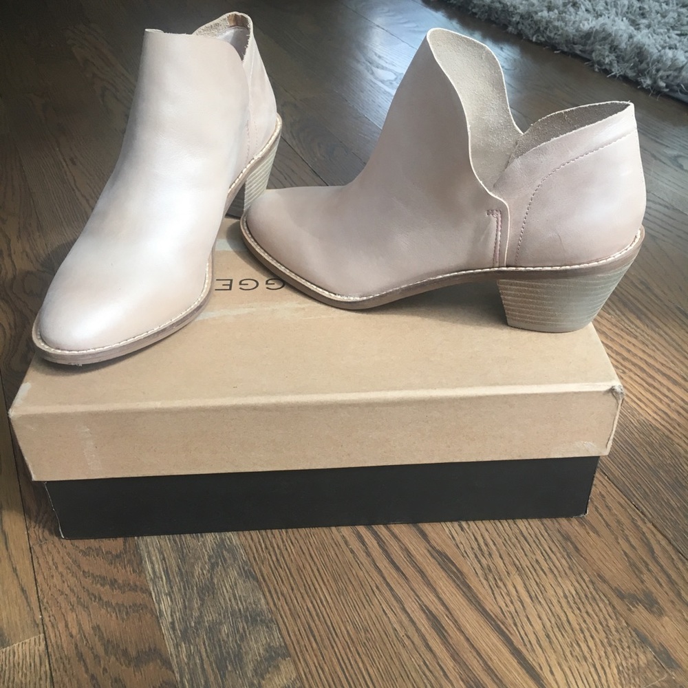 Kelsi Dagger Kenmare leather booties